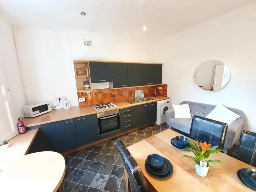 5 Bedrooms House In King's Cross Casa de férias